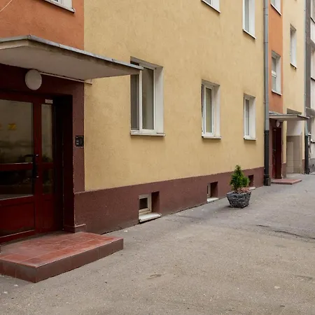 아파트 Grojecka Stara Ochota By Bookinghost